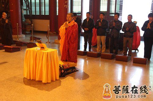 大金山寺监院顿成法师主法