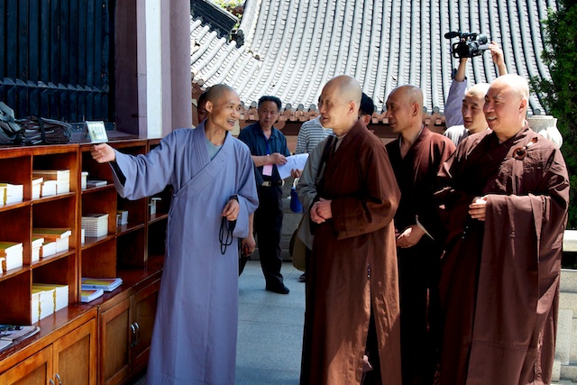 成刚老法师参访安徽宣城弘愿寺