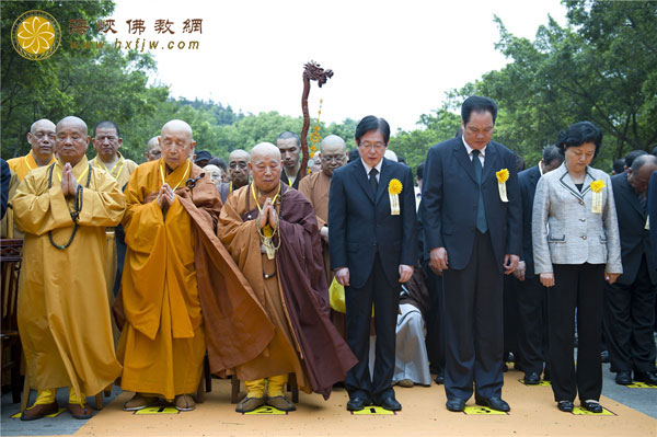 彗星陨落  风范长存——一代总持觉光长老圆寂 觉光长老与本焕长老的法缘