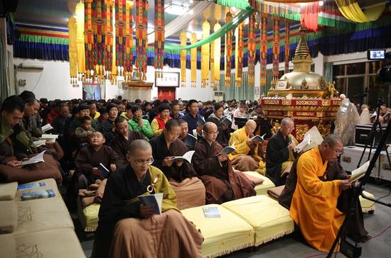 2016年清明节慧日禅寺举办心灵讲座暨蒙山施食超荐法会