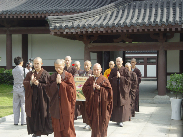 弘愿寺举办庚寅年九月十九观音圣诞念佛暨剃度法会