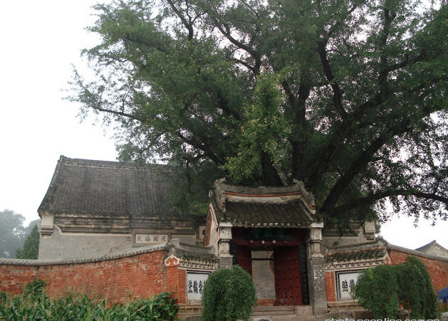 淅川县香严寺南阳河南寺院