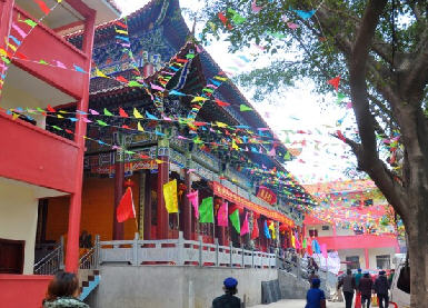 宾阳龙岩寺南宁广西寺院