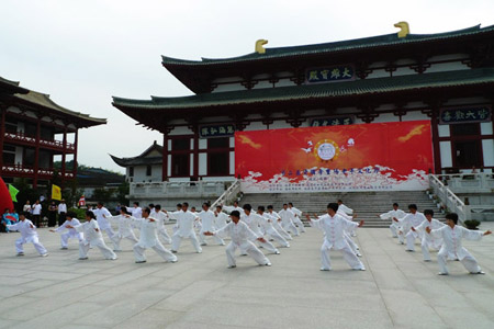 福建福鼎市资国寺举办第二届重阳老年文化节活动