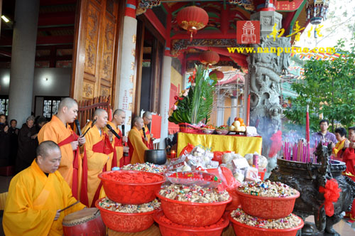 厦门启明寺启建供佛斋天祈福法会迎弥陀圣诞