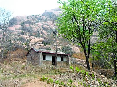 700岁元朝古庙藏身大珠山 市民踏青偶发现