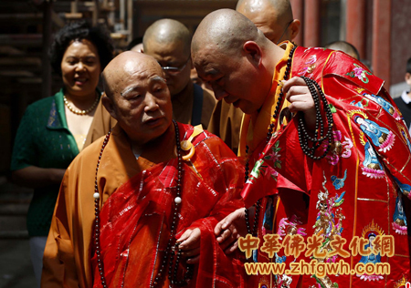 60年来北京首次方丈升座庆典法会戒台寺举行