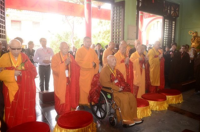 香港东普陀寺举行建寺八十周年庆典法会