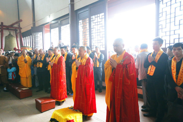 出席“少林武术走进东乡”暨抚州市西隐寺天王殿上梁法会