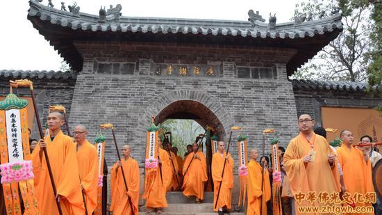 青州广福寺落成暨本悟法师方丈升座庆典