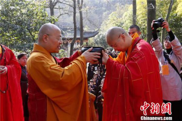 浙江千年古刹永福寺迎来新任方丈念顺