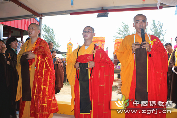 河北冀州天界寺隆重举行迎请供奉佛舍利法会