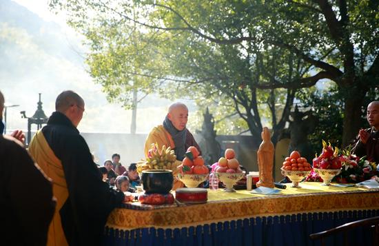 慧日禅寺于帝释天王圣诞践行佛之大慈悲，举行春节慈悲放生法会