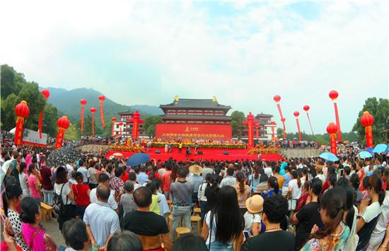 江西末山九峰禅寺大雄宝殿落成暨佛像开光庆典