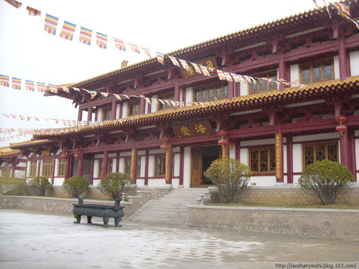 海阳成道禅寺烟台山东寺院