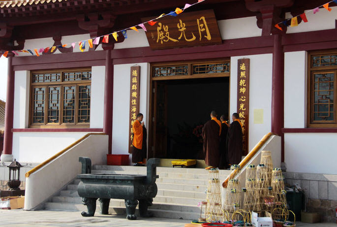 海阳成道禅寺烟台山东寺院