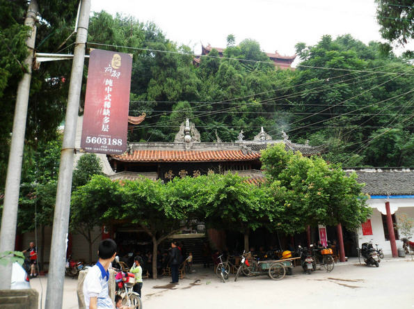 三台县灵峰寺绵阳市四川寺院